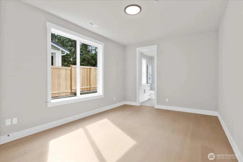 Property photo for 3502 Alaska Road #a, Brier photo 14