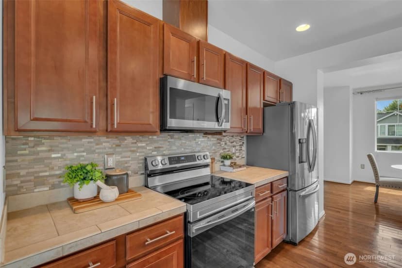 Property photo for 201 127th Street Se #a, Everett photo 6