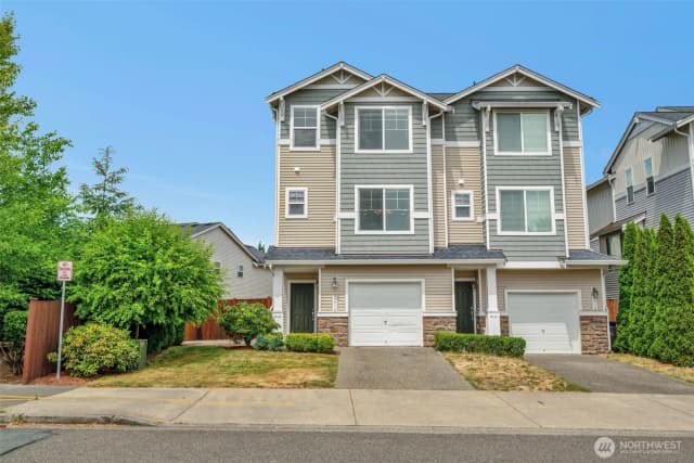 Property photo for 201 127th Street Se #a, Everett