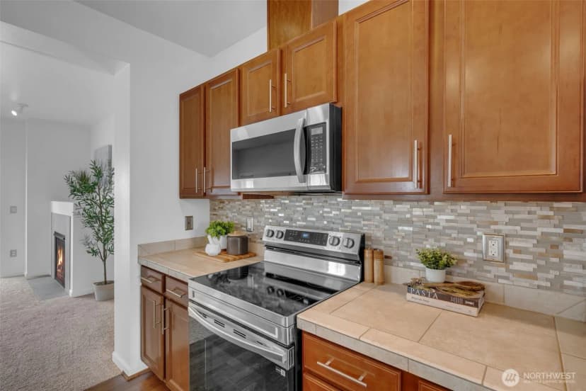 Property photo for 201 127th Street Se #a, Everett photo 5