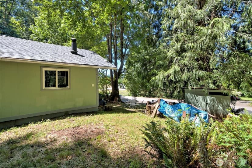 Property photo for 2461 W Deegan Road W, Shelton photo 13