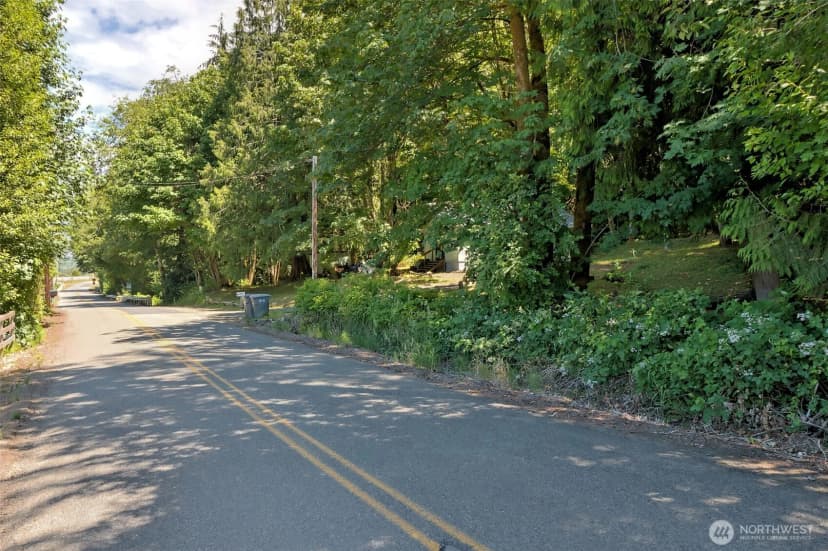 Property photo for 2461 W Deegan Road W, Shelton photo 29