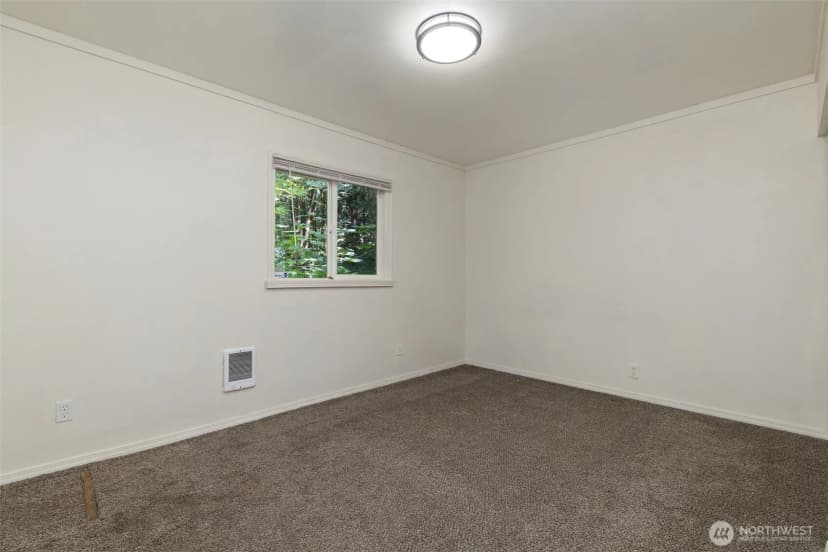 Property photo for 2461 W Deegan Road W, Shelton photo 8