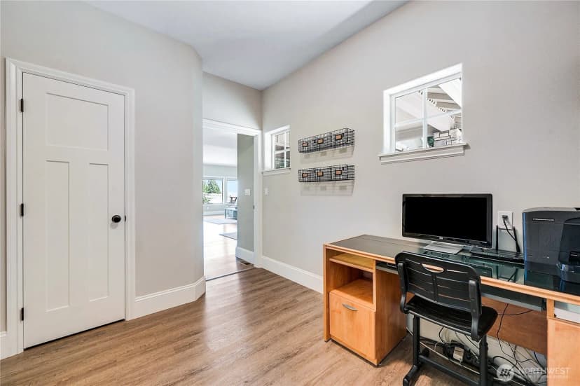 Property photo for 1103 Puget Drive E, Port Orchard photo 16