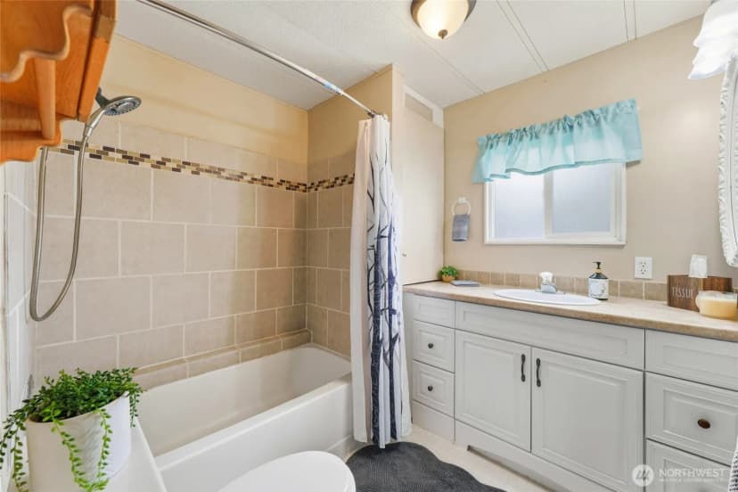 Property photo for 1031 Se Scenic View Drive, College Place photo 13