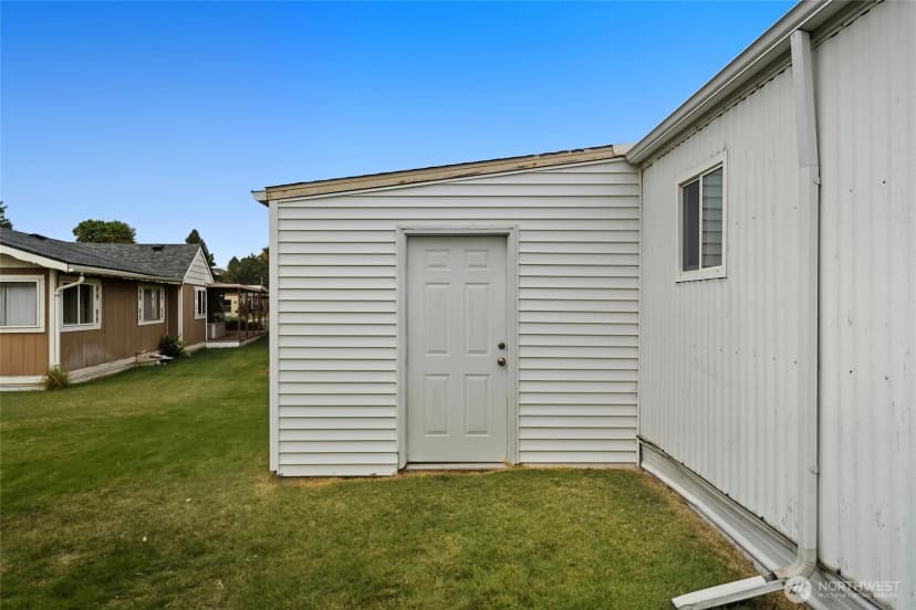 Property photo for 1031 Se Scenic View Drive, College Place photo 17