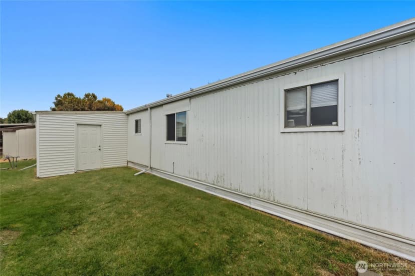 Property photo for 1031 Se Scenic View Drive, College Place photo 16