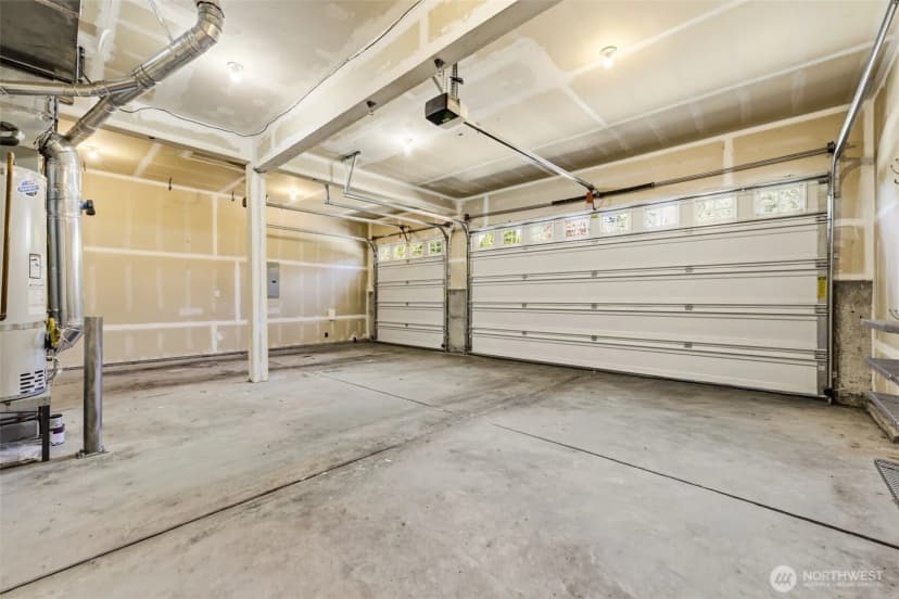 Property photo for 20293 62nd Way Ne, Kenmore photo 3