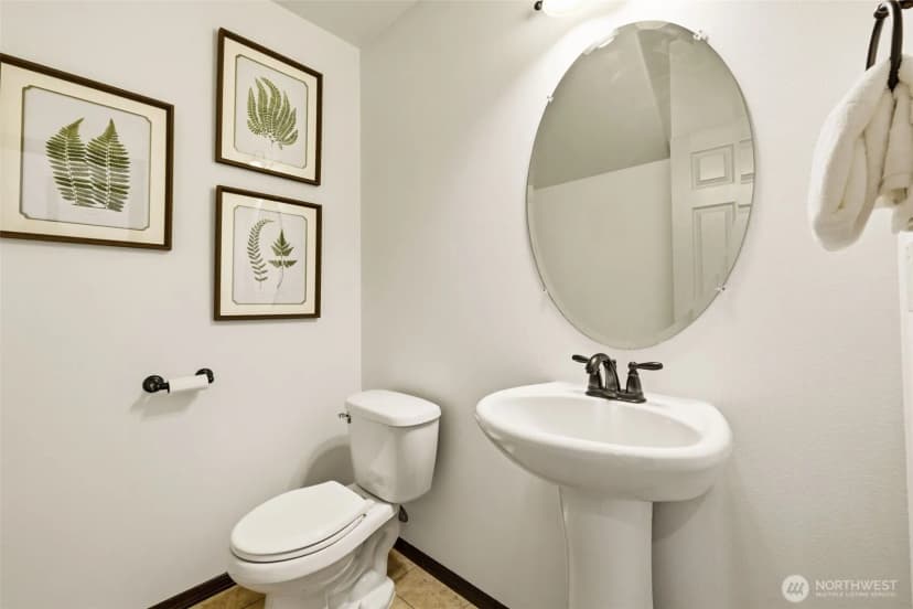 Property photo for 20293 62nd Way Ne, Kenmore photo 14