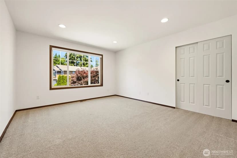 Property photo for 20293 62nd Way Ne, Kenmore photo 27