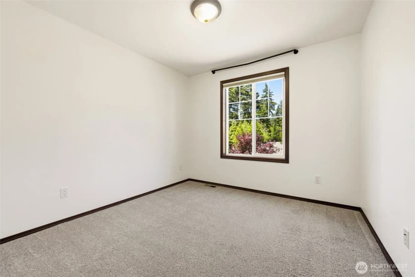 Property photo for 20293 62nd Way Ne, Kenmore photo 28