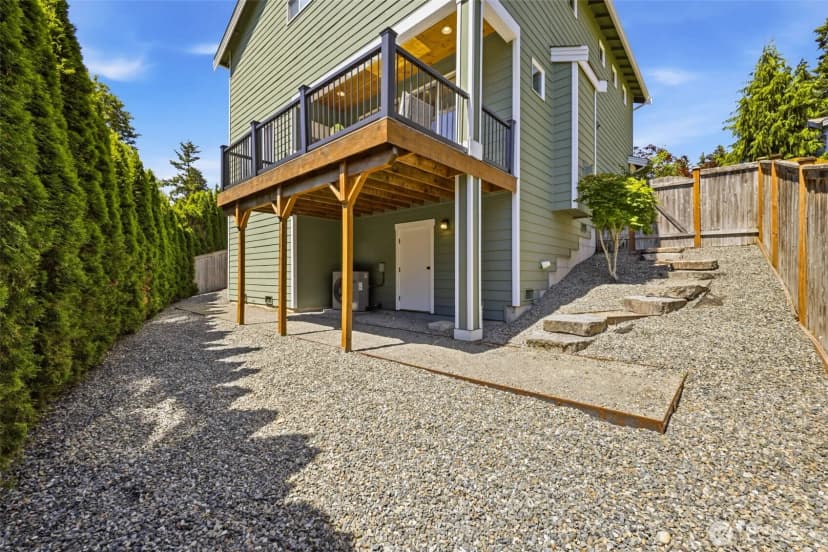 Property photo for 20293 62nd Way Ne, Kenmore photo 31