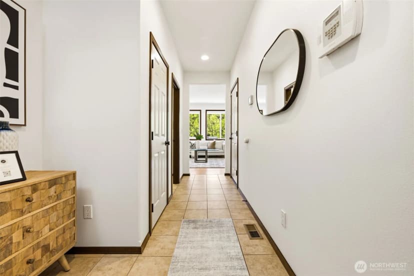 Property photo for 20293 62nd Way Ne, Kenmore photo 13