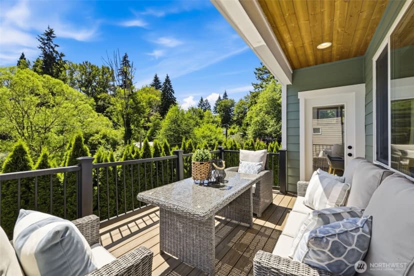 Property photo for 20293 62nd Way Ne, Kenmore photo 6