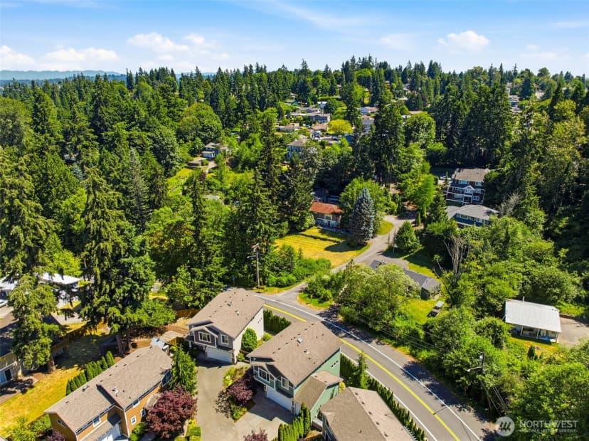 Property photo for 20293 62nd Way Ne, Kenmore photo 37