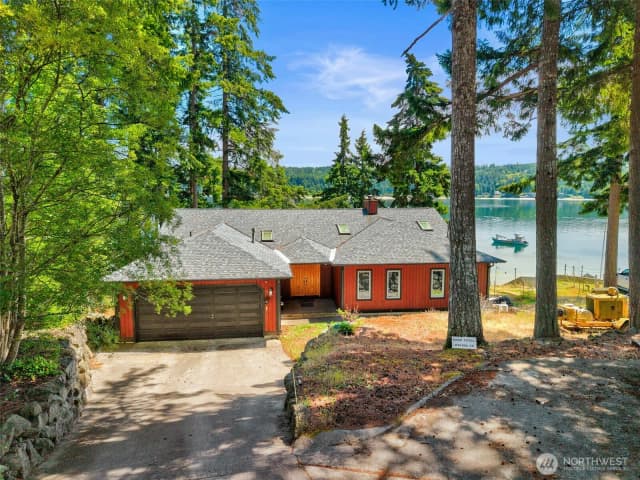 Property photo for 9942 Misery Point Road Nw, Seabeck