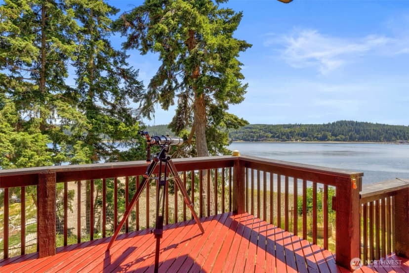 Property photo for 9942 Misery Point Road Nw, Seabeck photo 2