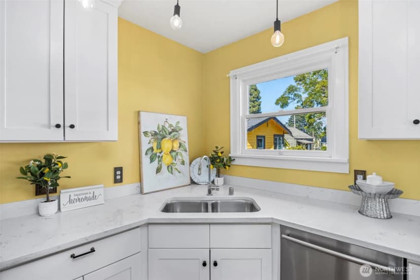 Property photo for 1216 Burwell St, Bremerton photo 11