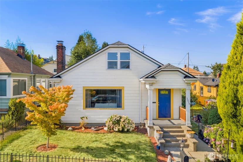 Property photo for 1216 Burwell St, Bremerton