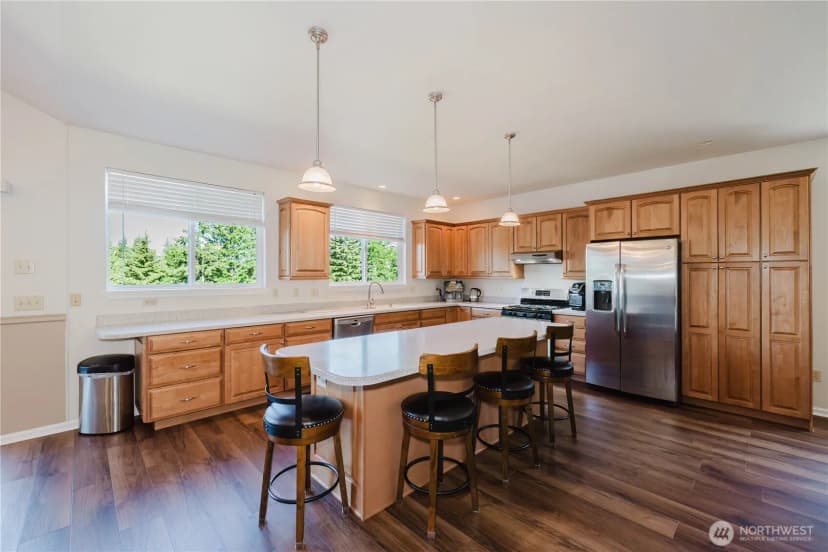 Property photo for 235 Nw Bunker Hill Ln W, Bremerton photo 10