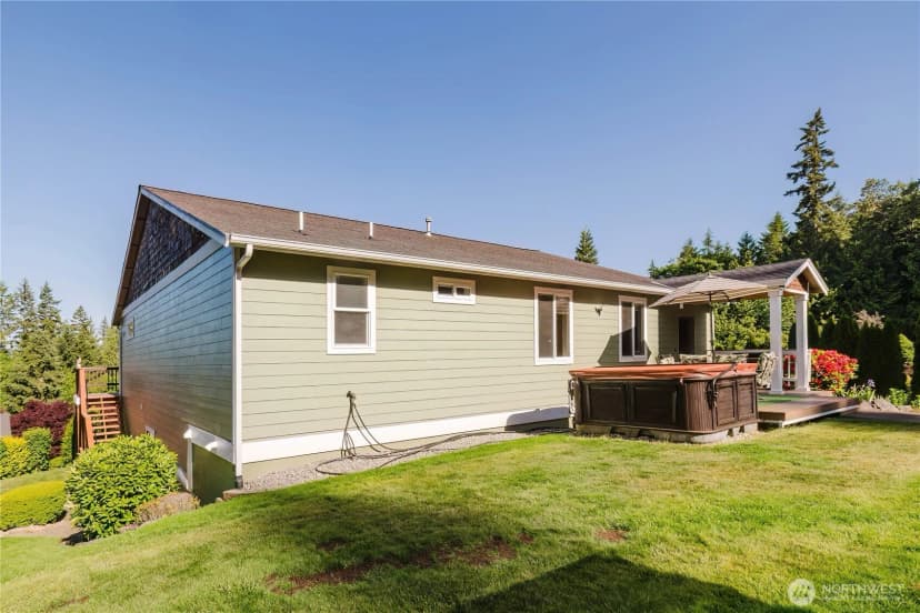 Property photo for 235 Nw Bunker Hill Ln W, Bremerton photo 3