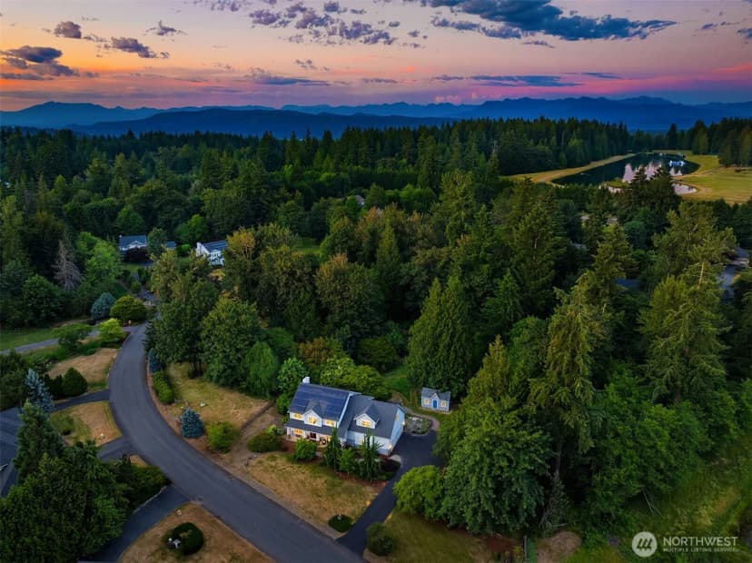 Property photo for 14230 229th Avenue Ne, Woodinville photo 37