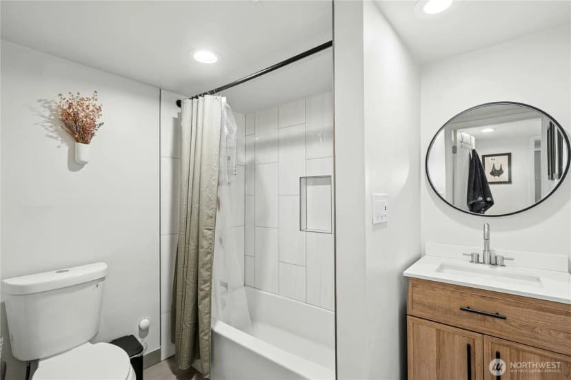 Property photo for 9520 2nd Avenue Nw, Seattle photo 14