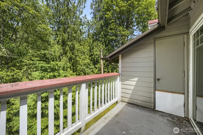 Property photo for 18501 Se Newport Way #m352, Issaquah photo 17