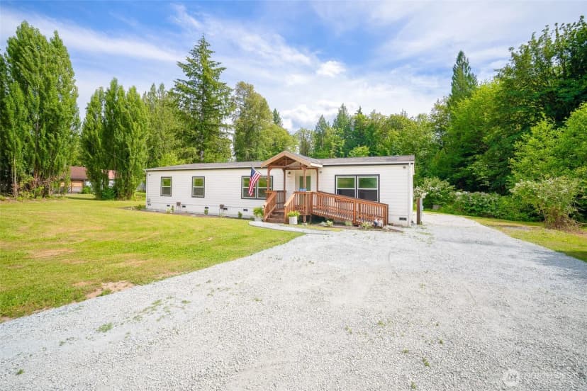 Property photo for 44184 Grassmere Road, Concrete
