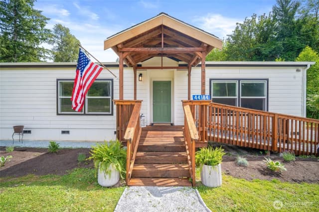 Property photo for 44184 Grassmere Road, Concrete photo 3