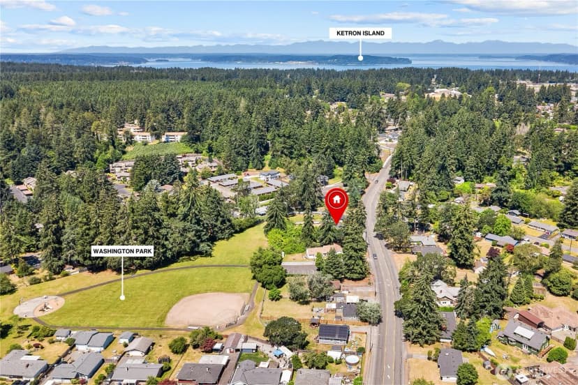 Property photo for 11510 Military Road Sw, Lakewood photo 24