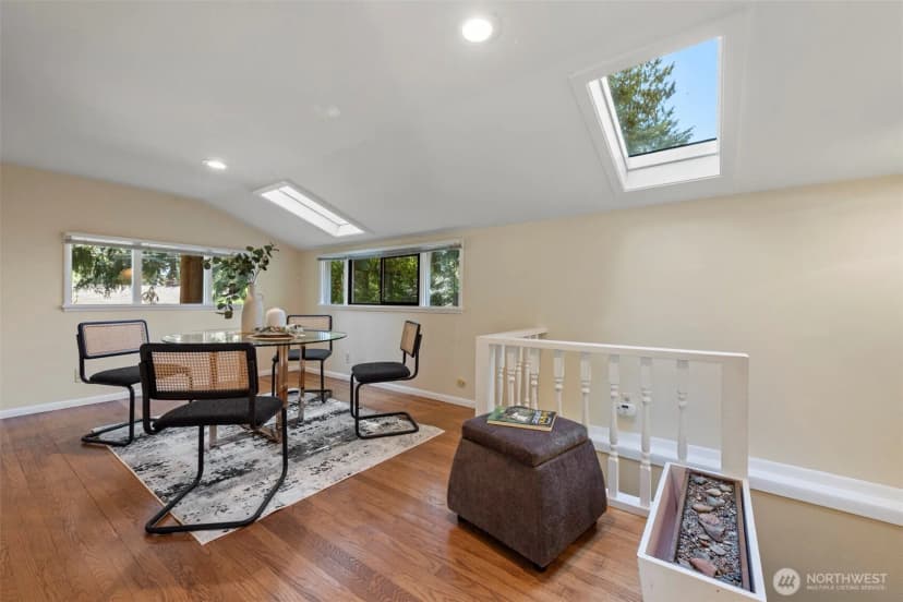 Property photo for 510 N 138th Street, Seattle photo 16