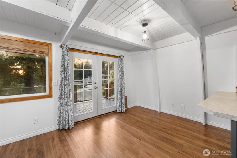 Property photo for 1117 Halsey Drive, Coupeville photo 9