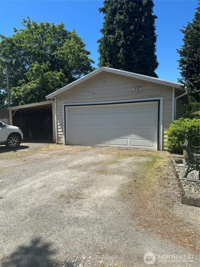 Property photo for 2626 100th Street Se, Everett photo 3