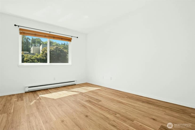 Property photo for 5844 Ne 75th Street #a302, Seattle photo 16