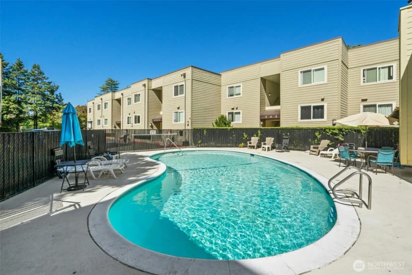 Property photo for 5844 Ne 75th Street #a302, Seattle