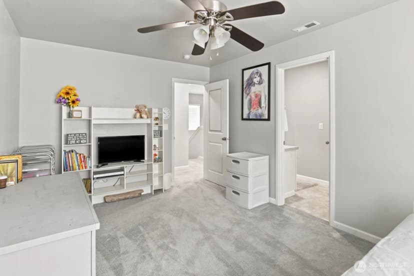 Property photo for 8825 Corona Ct Court Ne, Lacey photo 23