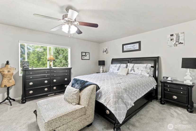 Property photo for 8825 Corona Ct Court Ne, Lacey photo 15