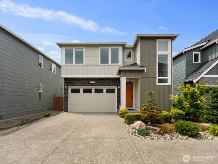 Property photo for 3911 211th Place Se, Bothell photo 2