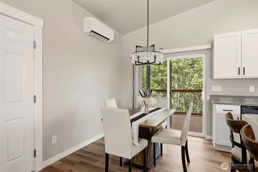 Property photo for 254 Skyler Way, Eatonville photo 13