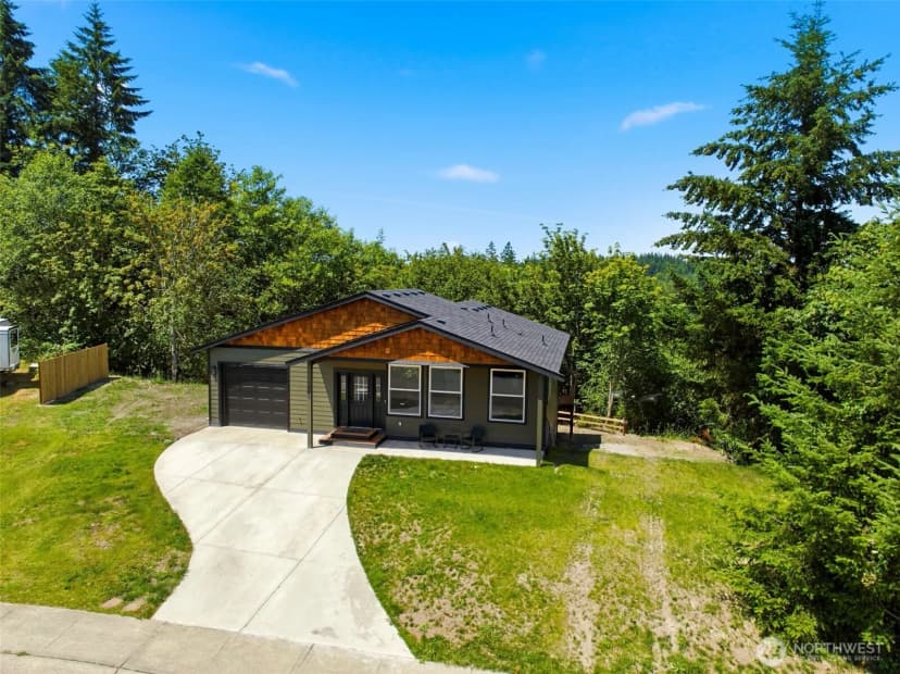 Property photo for 254 Skyler Way, Eatonville photo 3
