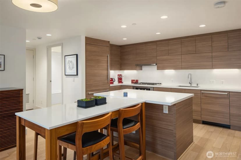 Property photo for 588 Bell Street #3704s, Seattle photo 11