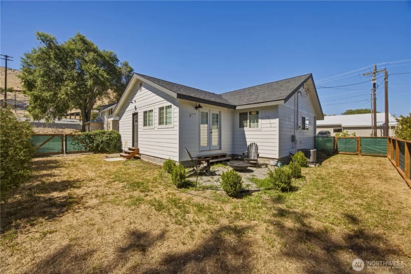 Property photo for 123 Chris Street, Pateros photo 20