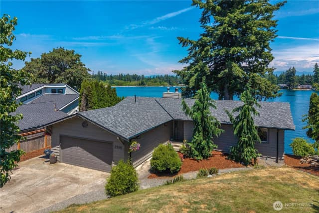 Property photo for 2505 211th Avenue E, Lake Tapps photo 3