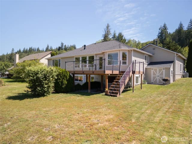 Property photo for 18820 Big Lake Ridge Place, Mount Vernon photo 3