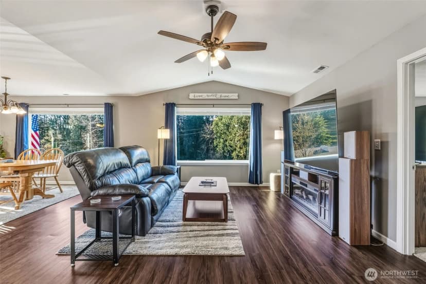 Property photo for 800 N 23rd, Kelso photo 8