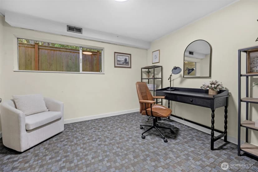 Property photo for 12521 2nd Avenue Ne, Seattle photo 23