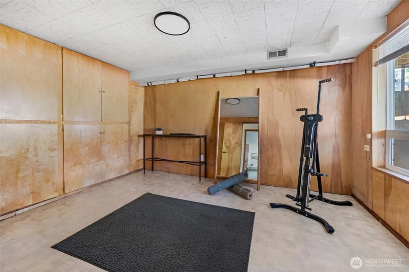 Property photo for 12521 2nd Avenue Ne, Seattle photo 20
