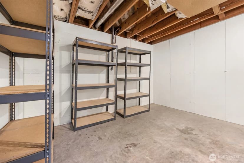 Property photo for 12521 2nd Avenue Ne, Seattle photo 26
