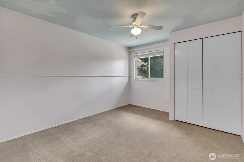 Property photo for 21211 95th S, Kent photo 25
